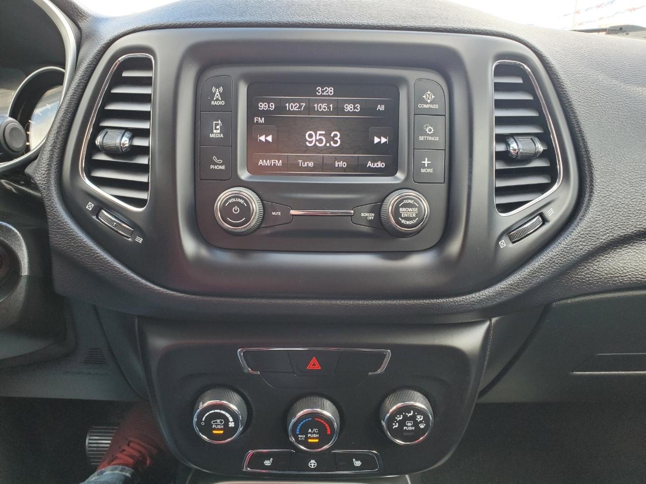 Jeep Compass Latitude FWD 2018