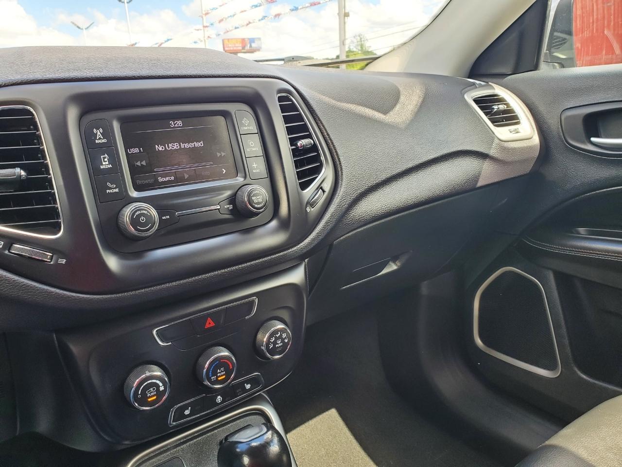 Jeep Compass Latitude FWD 2018