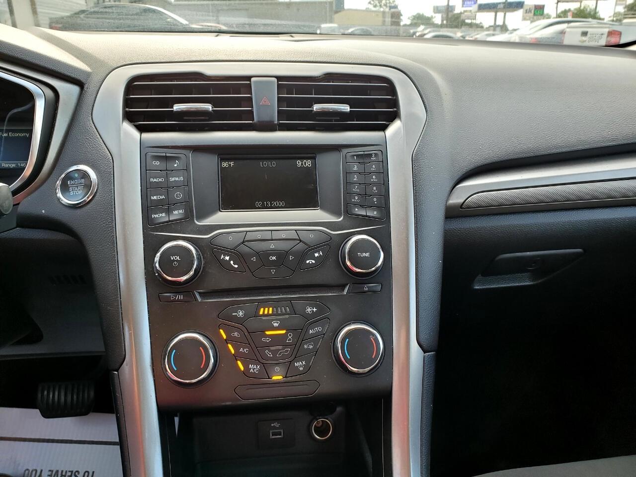 Ford Fusion Hybrid SE 2018