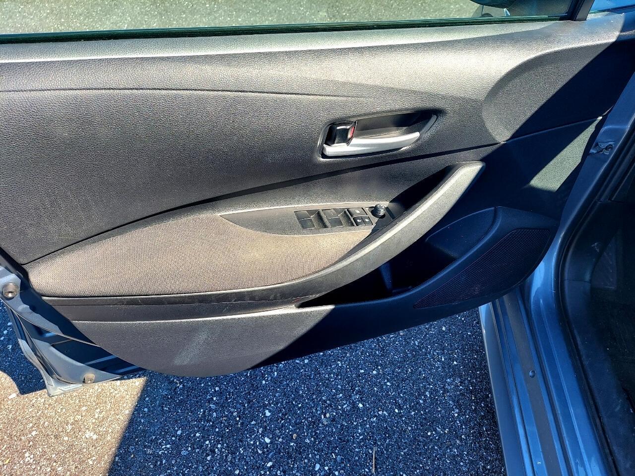 Toyota Corolla LE 2021