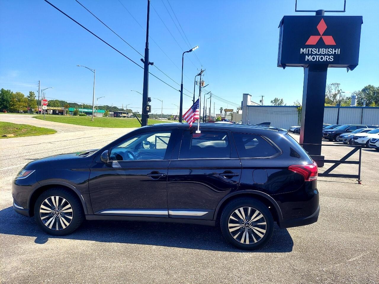 Mitsubishi Outlander ES 2WD 2020