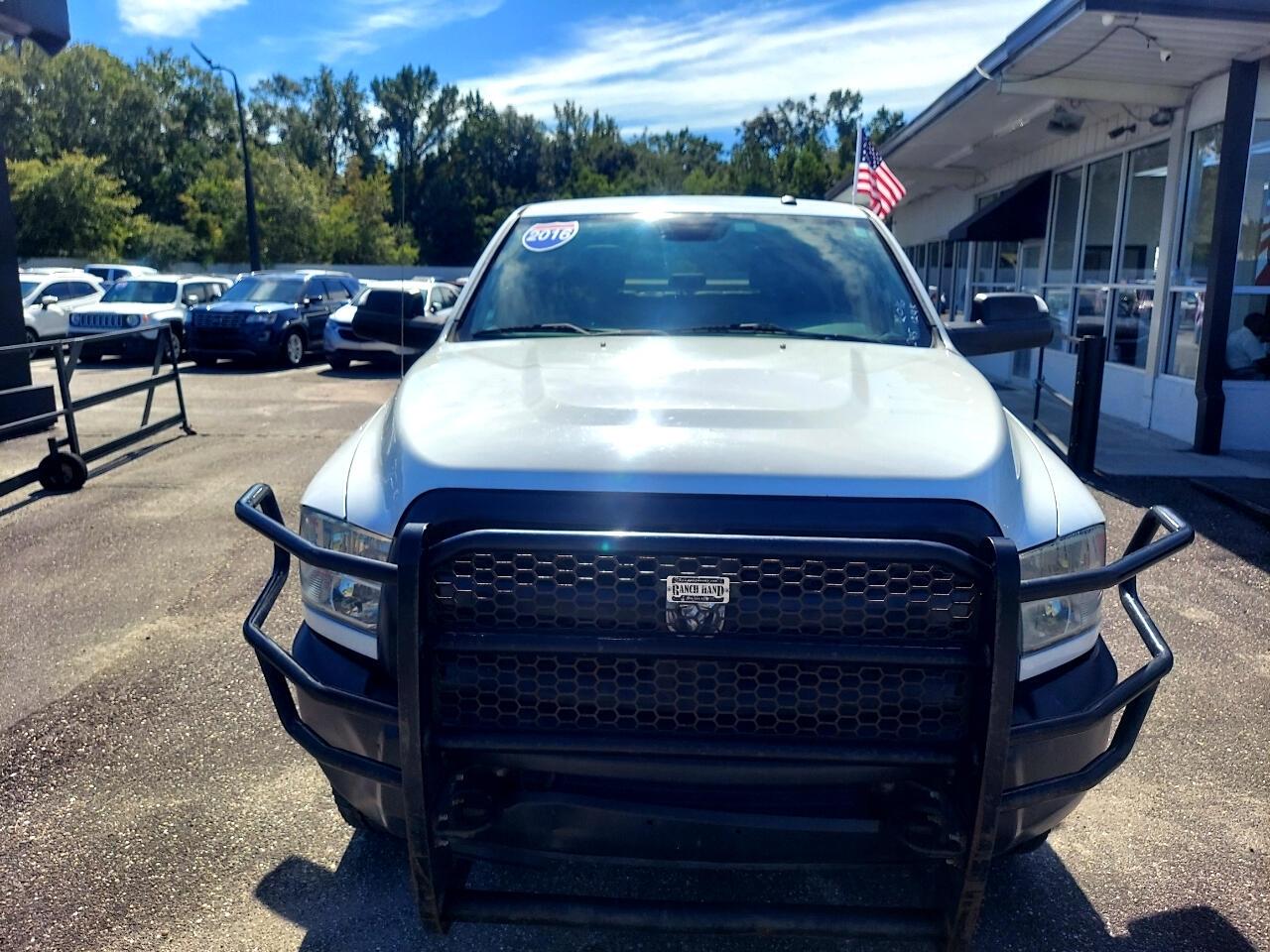 RAM 2500 Tradesman Crew Cab SWB 4WD 2016