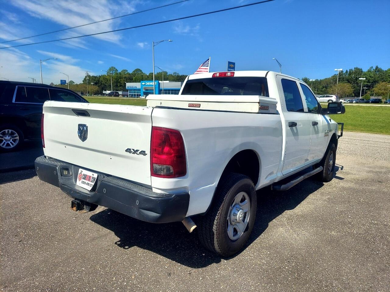 RAM 2500 Tradesman Crew Cab SWB 4WD 2016