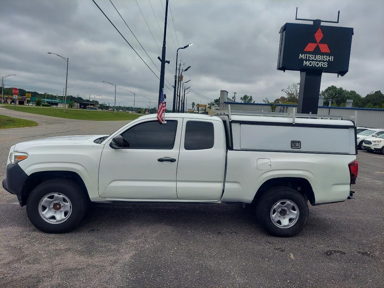 Toyota Tacoma SR5 Access Cab I4 6AT 2WD 2019