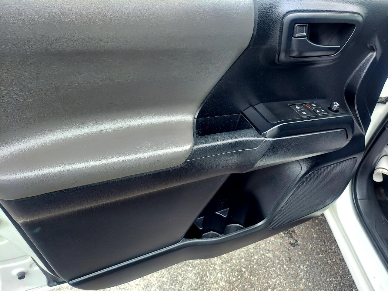 Toyota Tacoma SR5 Access Cab I4 6AT 2WD 2019