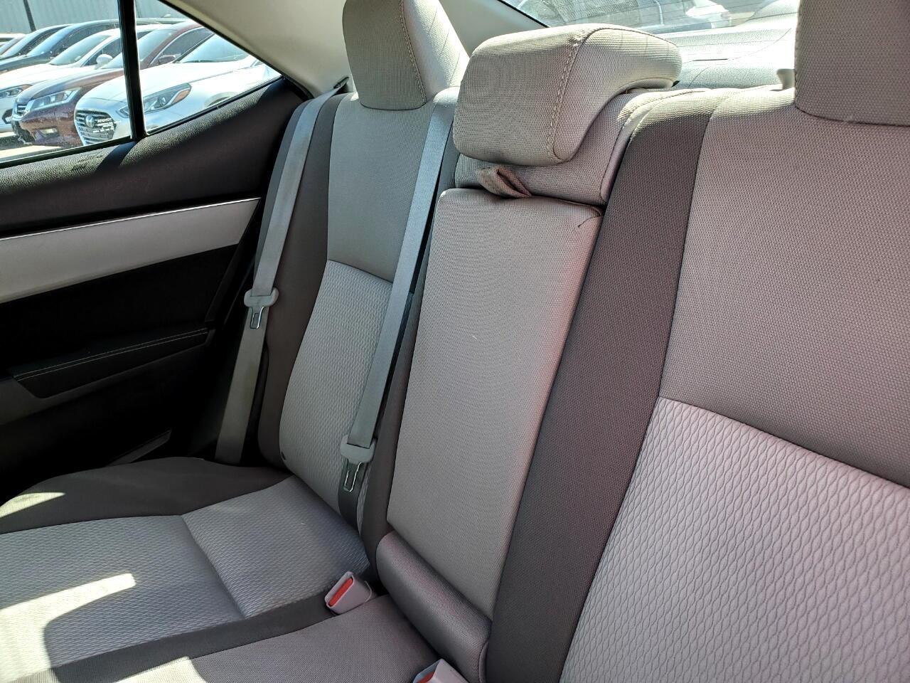 Toyota Corolla XLE CVT 2019
