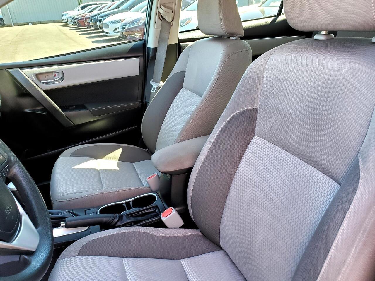 Toyota Corolla XLE CVT 2019