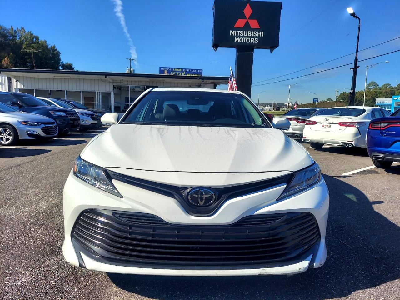 Toyota Camry XLE 2019