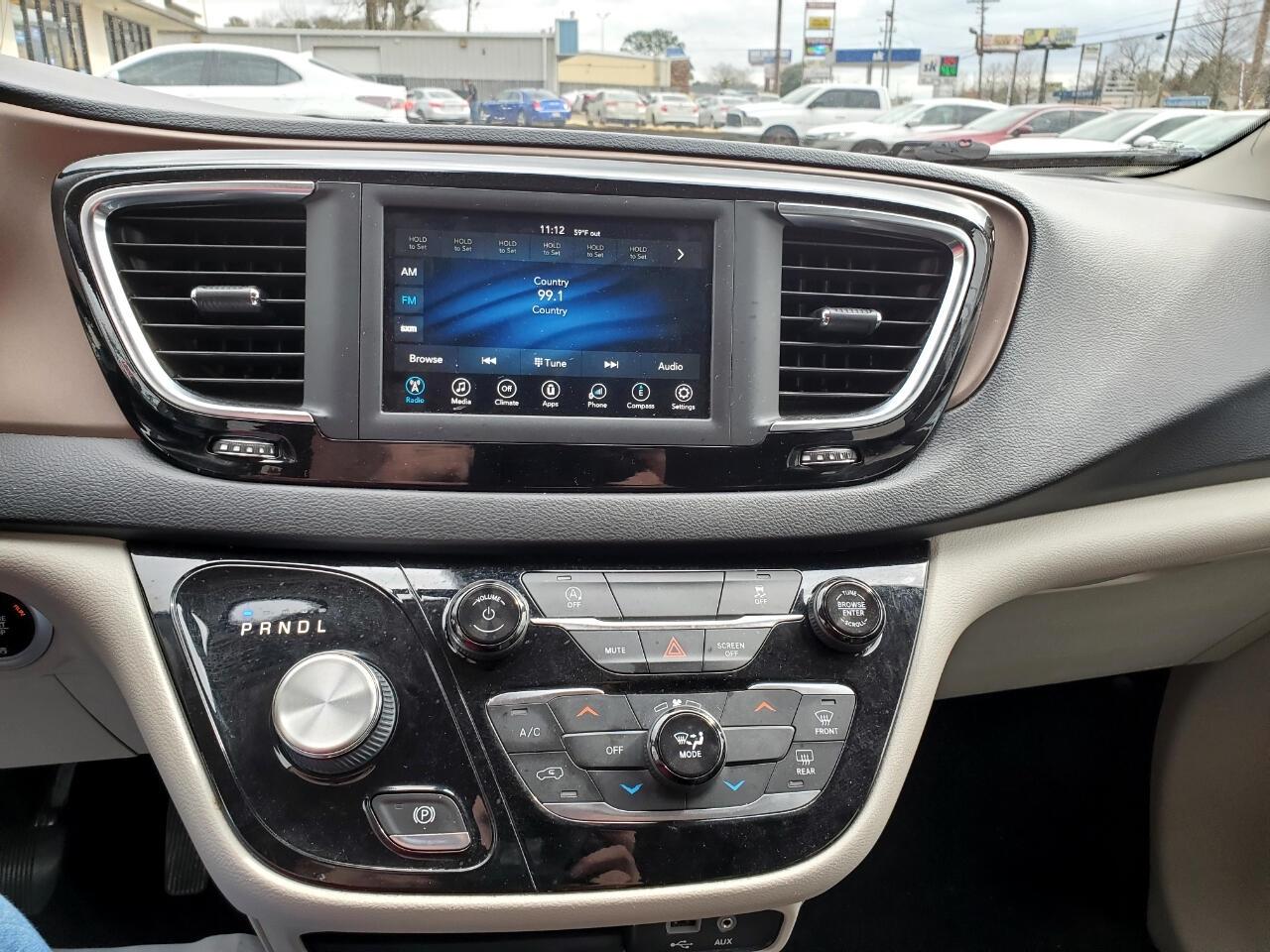 Chrysler Voyager LXI 2020