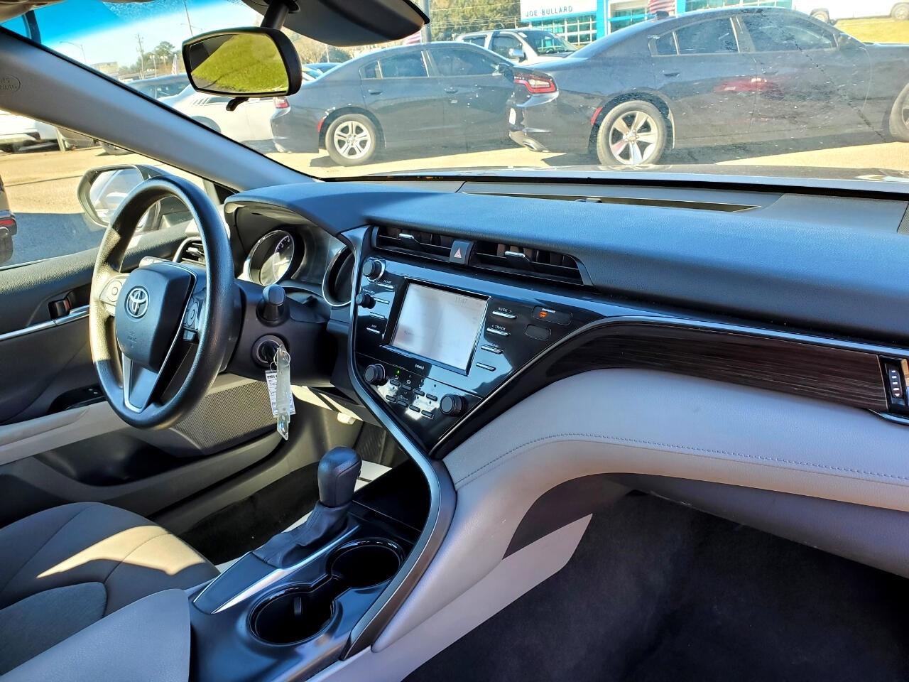 Toyota Camry LE 2020