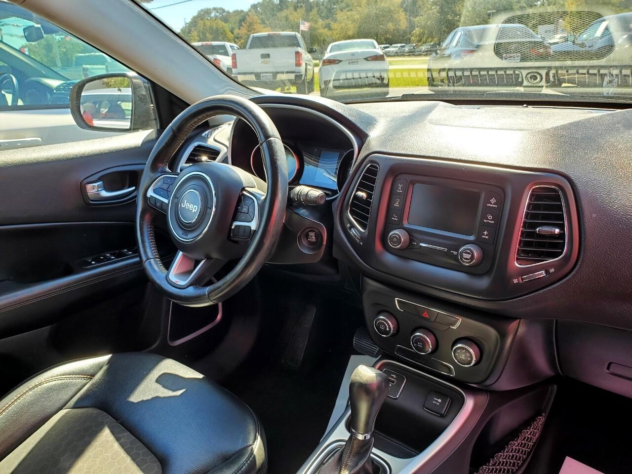 Jeep Compass Latitude FWD 2018