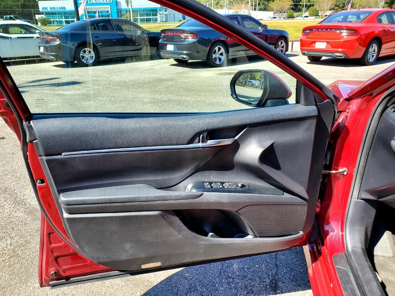 Toyota Camry LE 2019