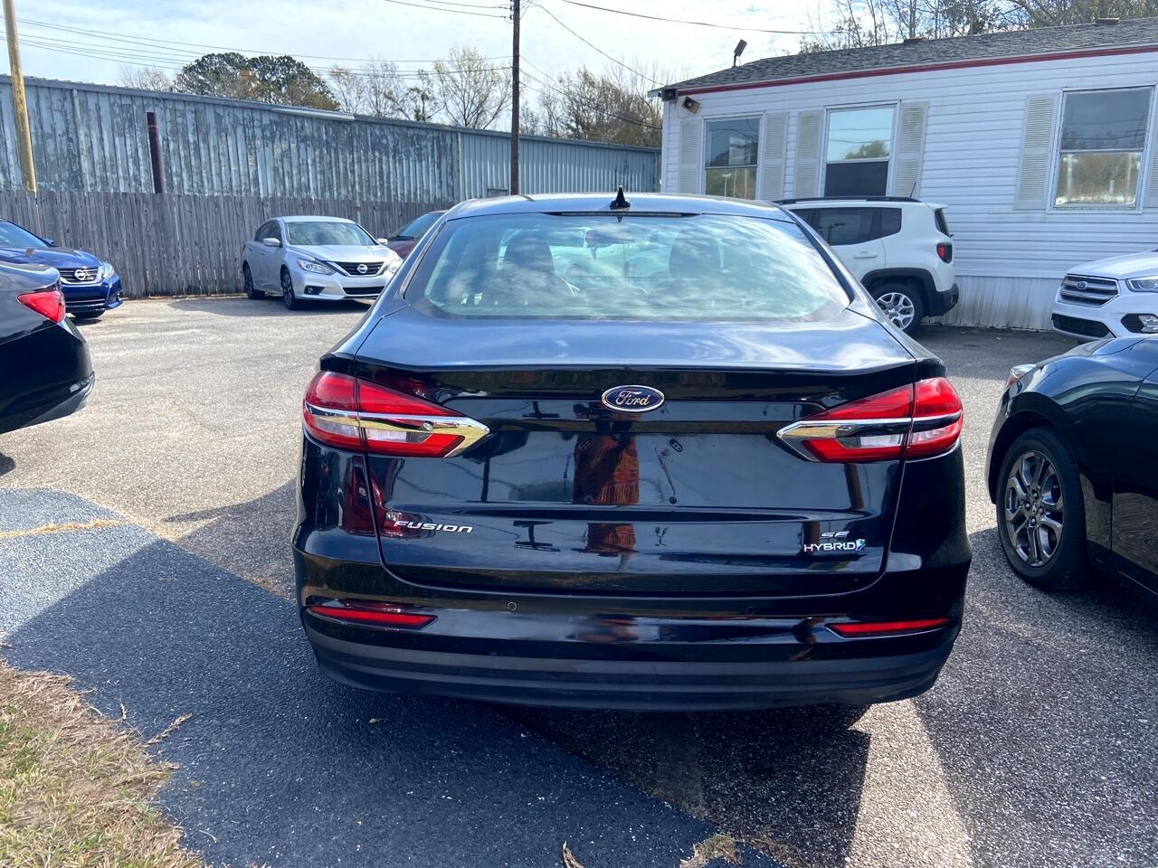 Ford Fusion Hybrid SE 2019