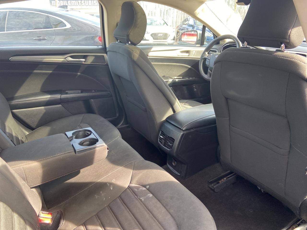 Ford Fusion Hybrid SE 2019