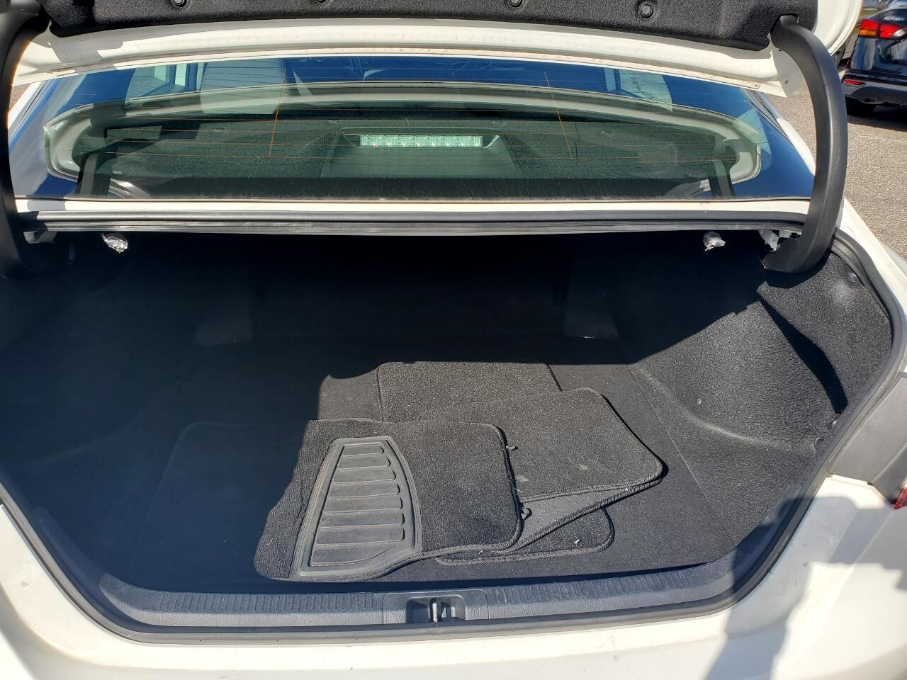 Toyota Camry LE 2020