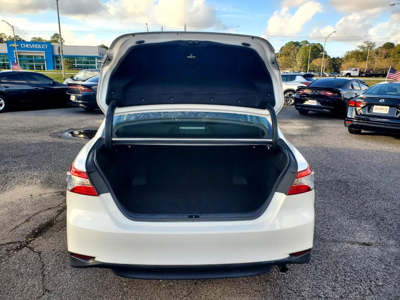 Toyota Camry XLE 2019