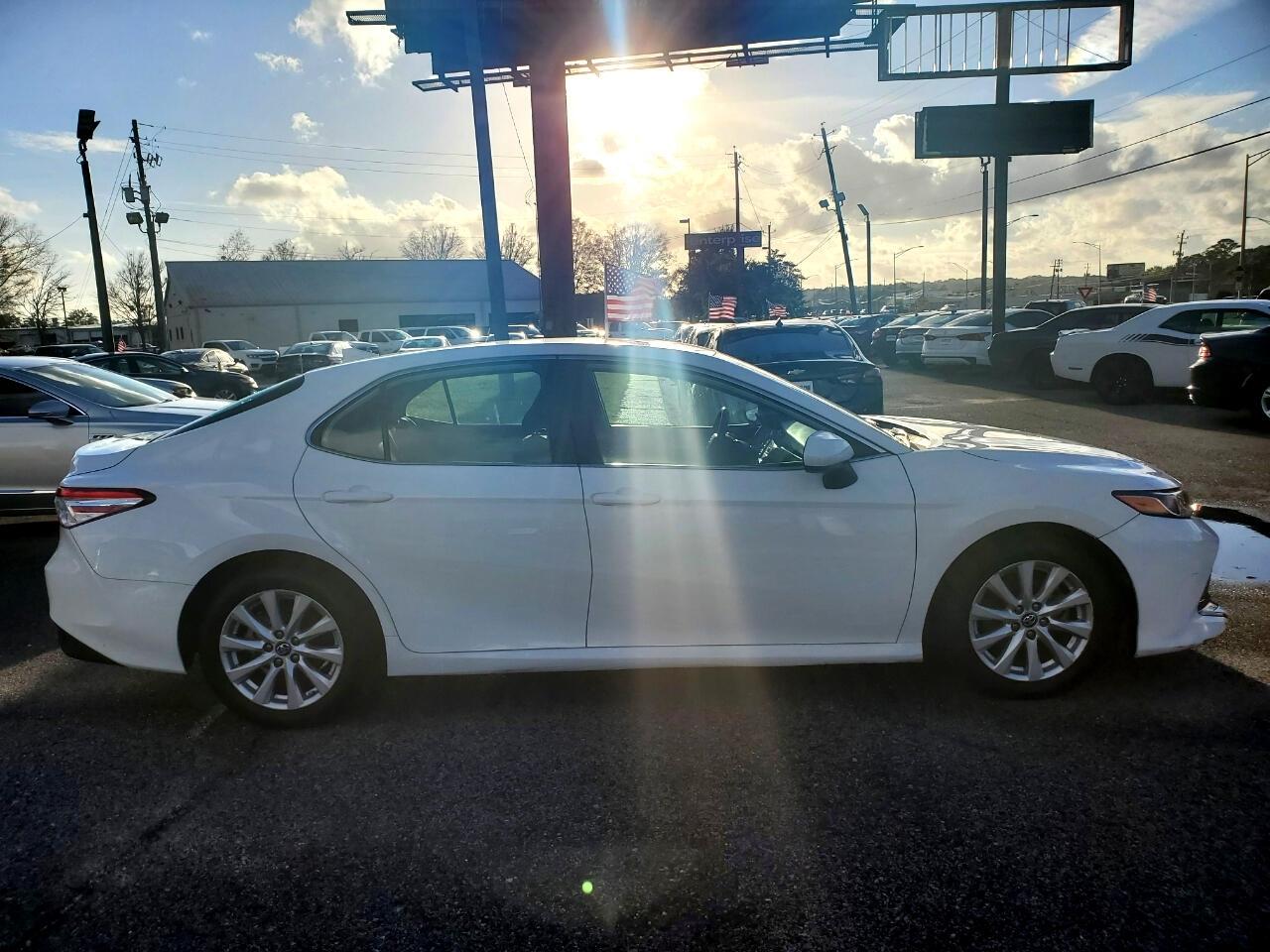 Toyota Camry XLE 2019