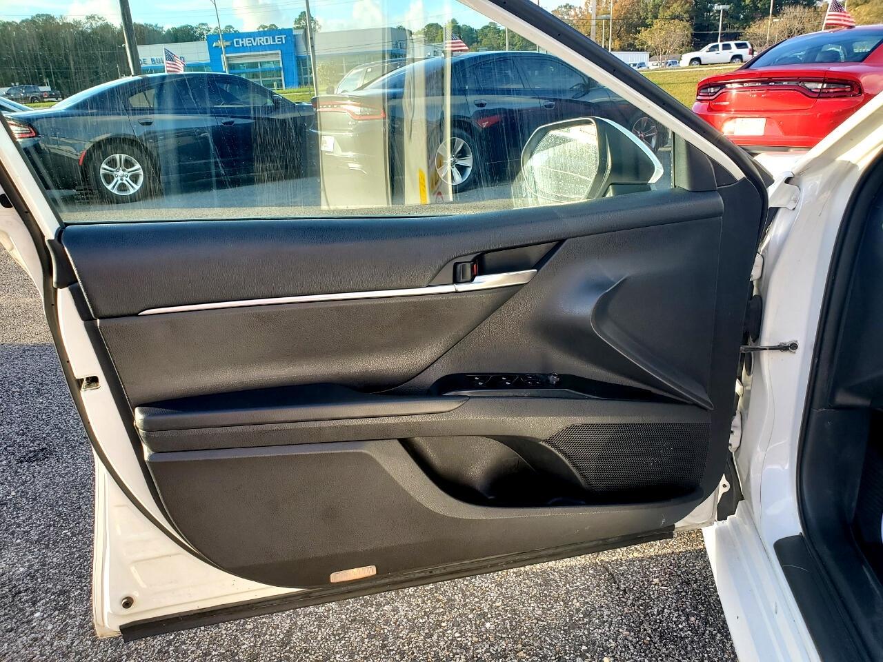 Toyota Camry XLE 2019
