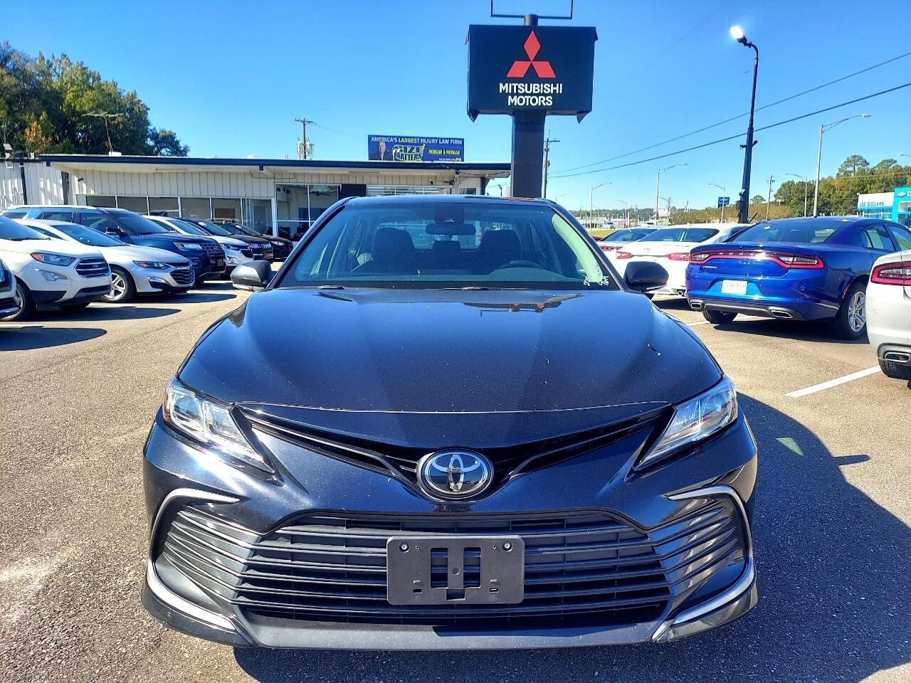 Toyota Camry LE 2021