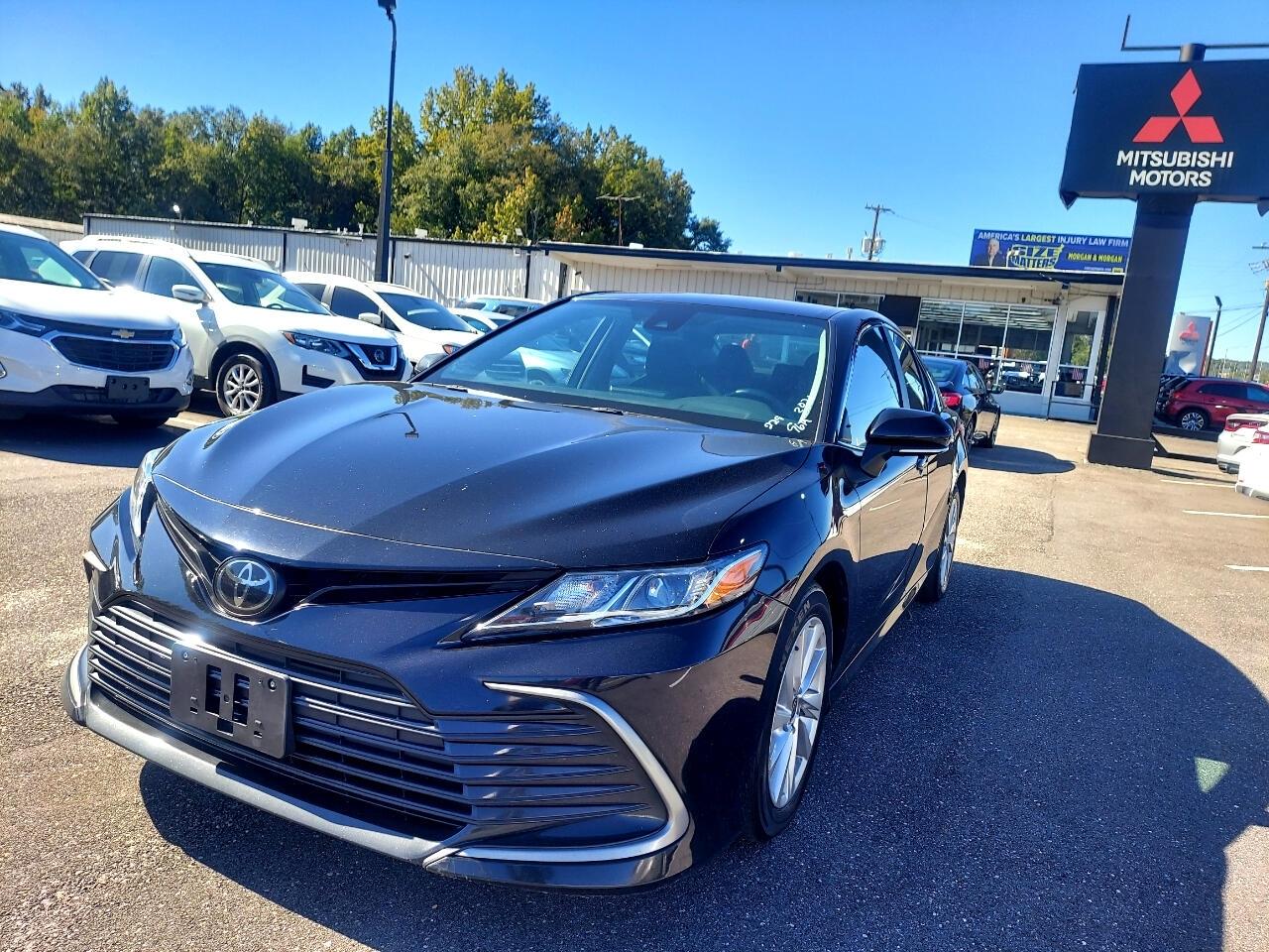 Toyota Camry LE 2021
