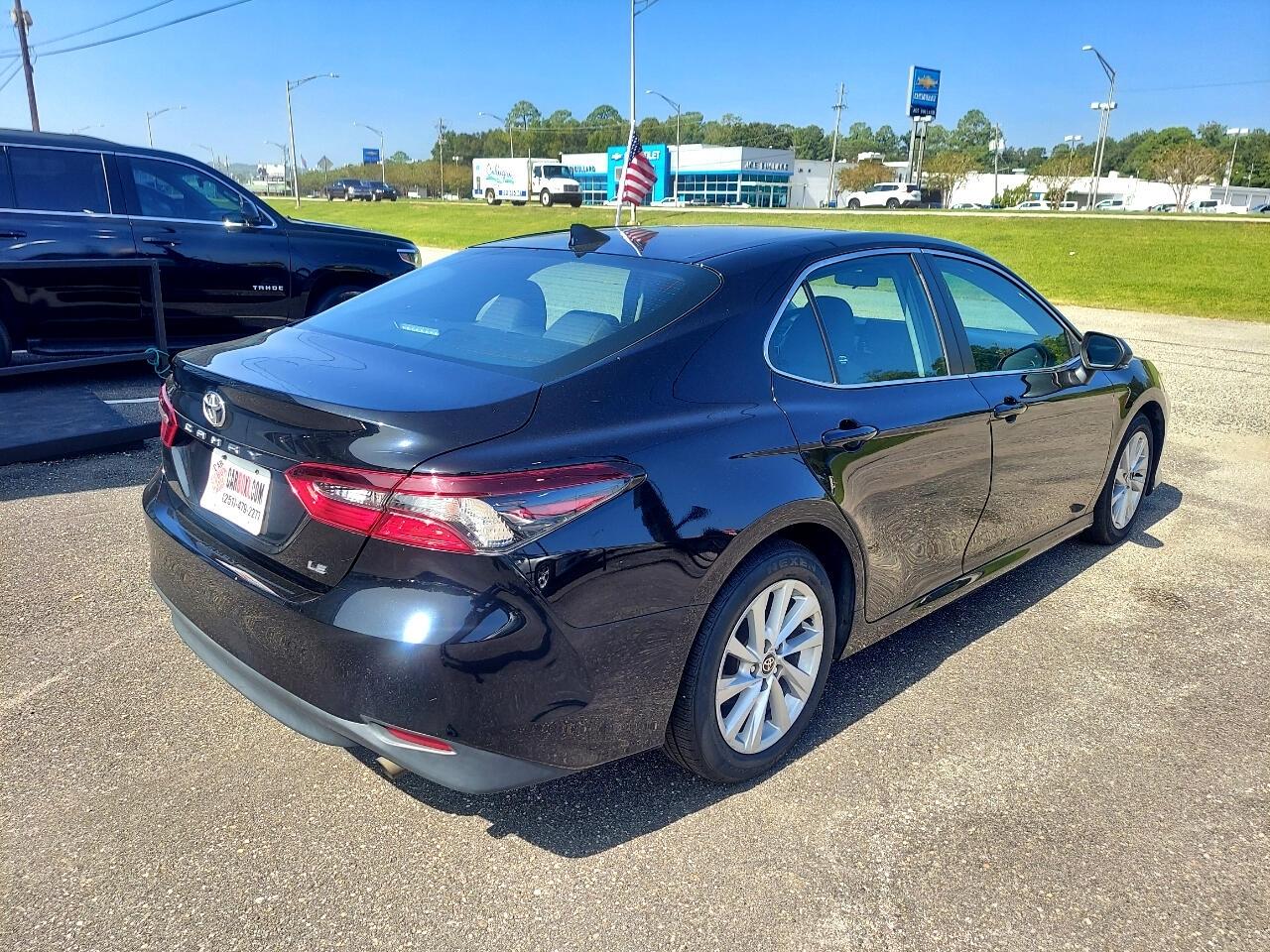 Toyota Camry LE 2021