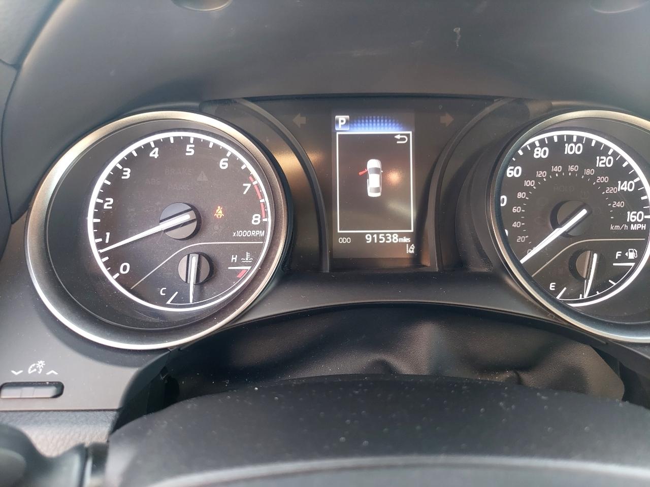 Toyota Camry SE 2021