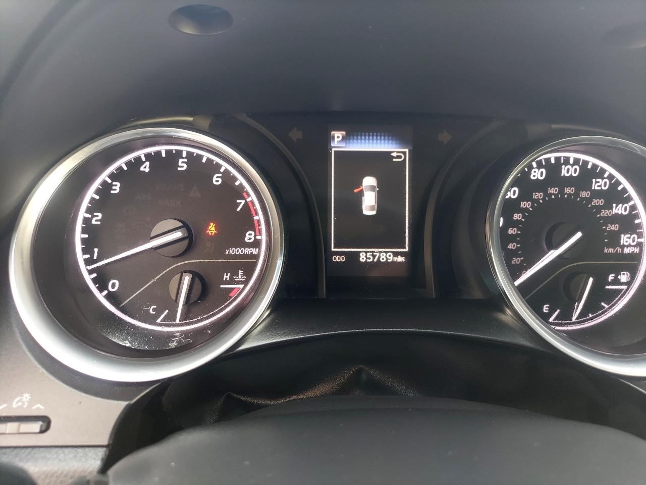 Toyota Camry SE 2020