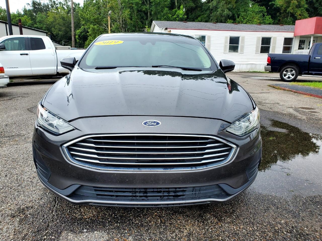 Ford Fusion Hybrid SE 2019