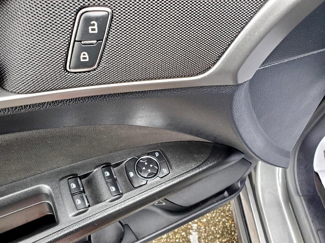 Ford Fusion Hybrid SE 2019