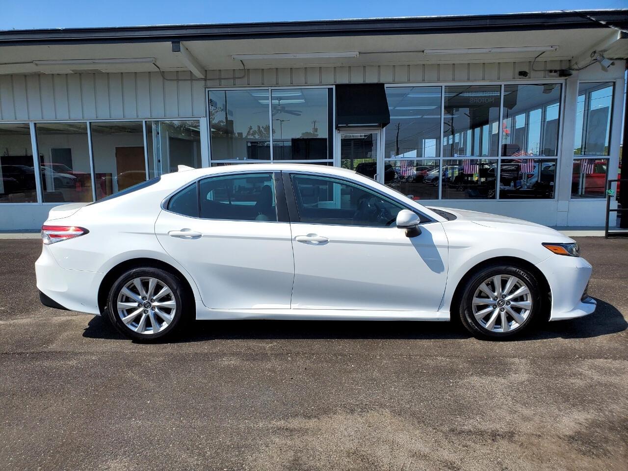 Toyota Camry XLE 2019