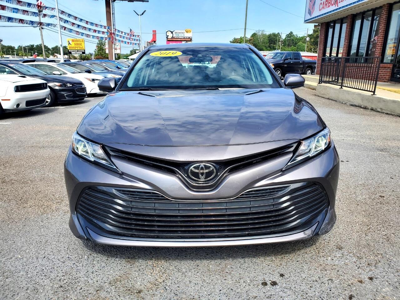 Toyota Camry XLE 2019