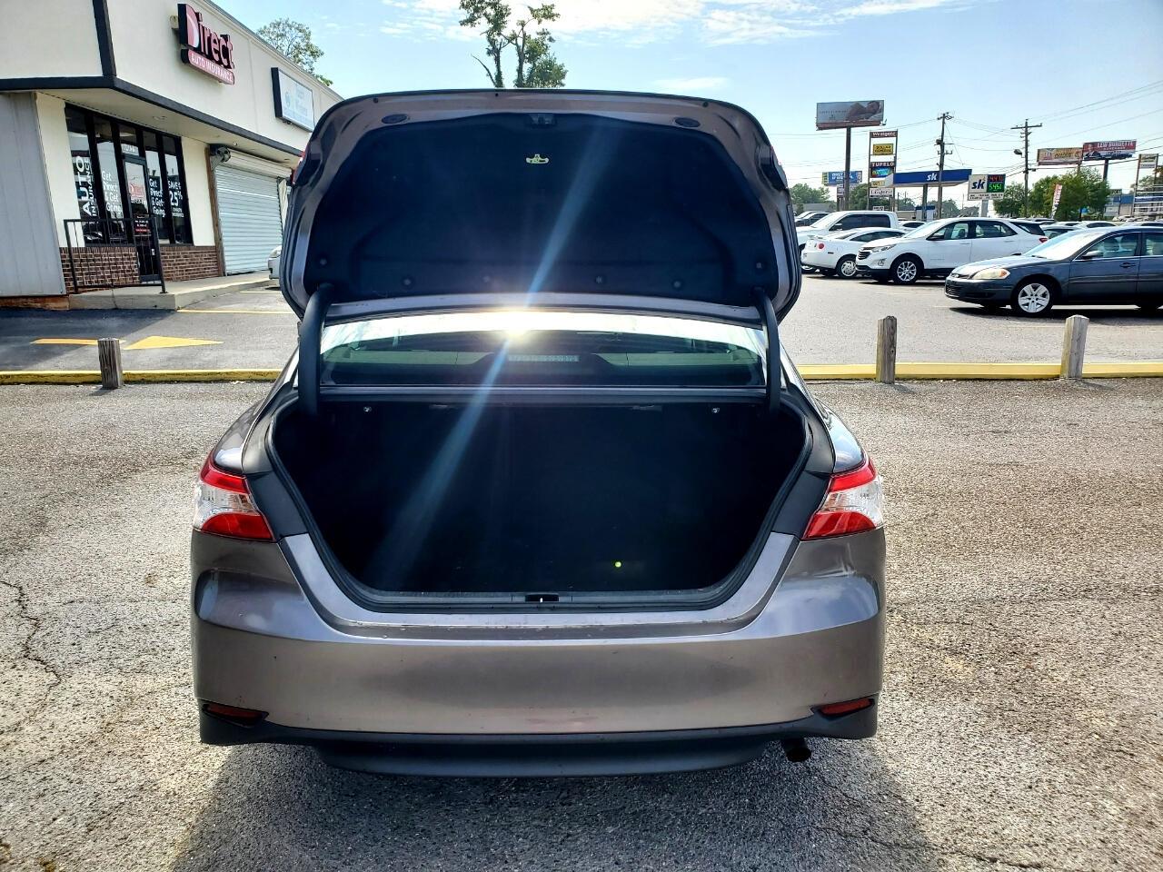 Toyota Camry XLE 2019