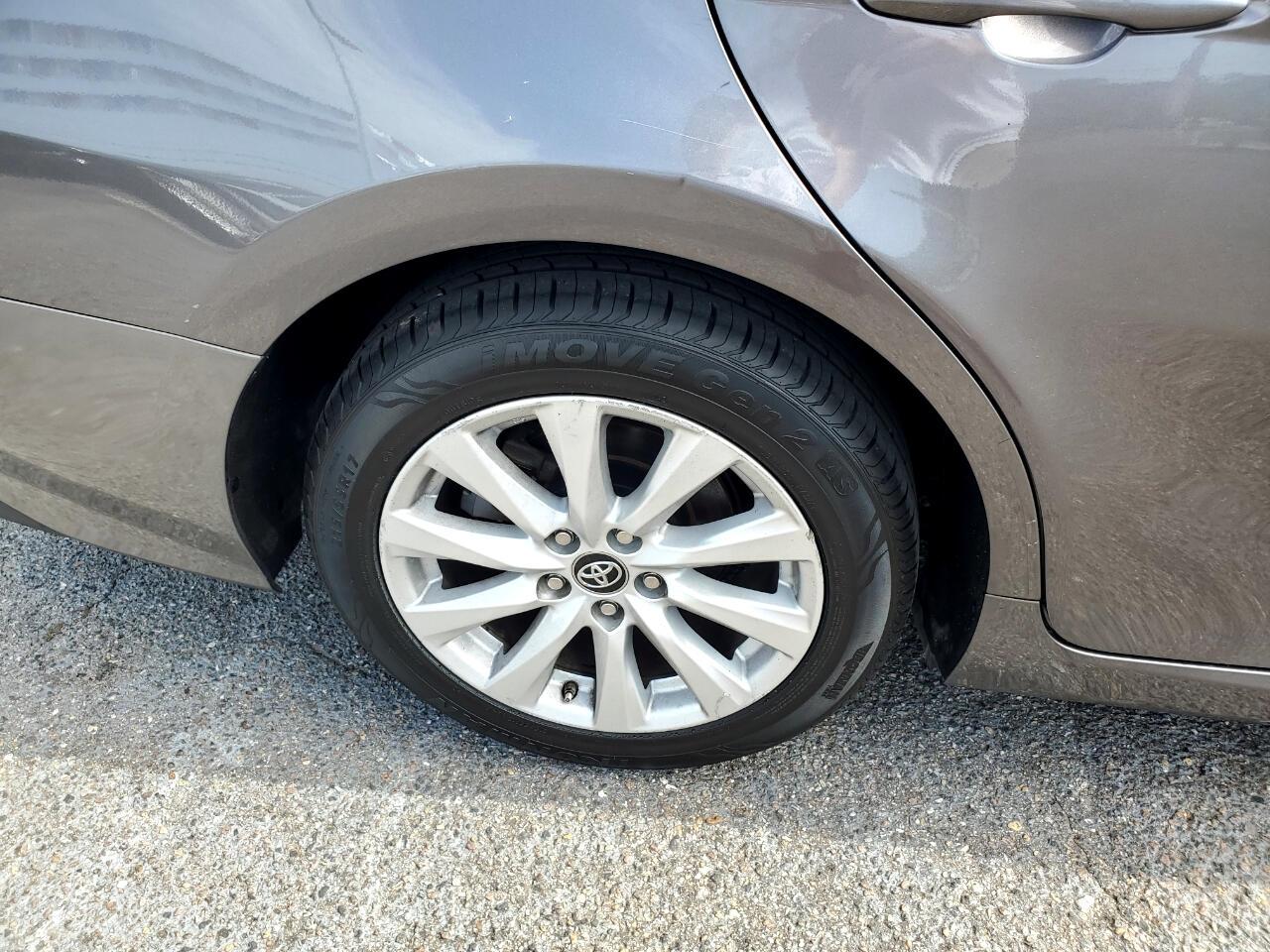 Toyota Camry XLE 2019