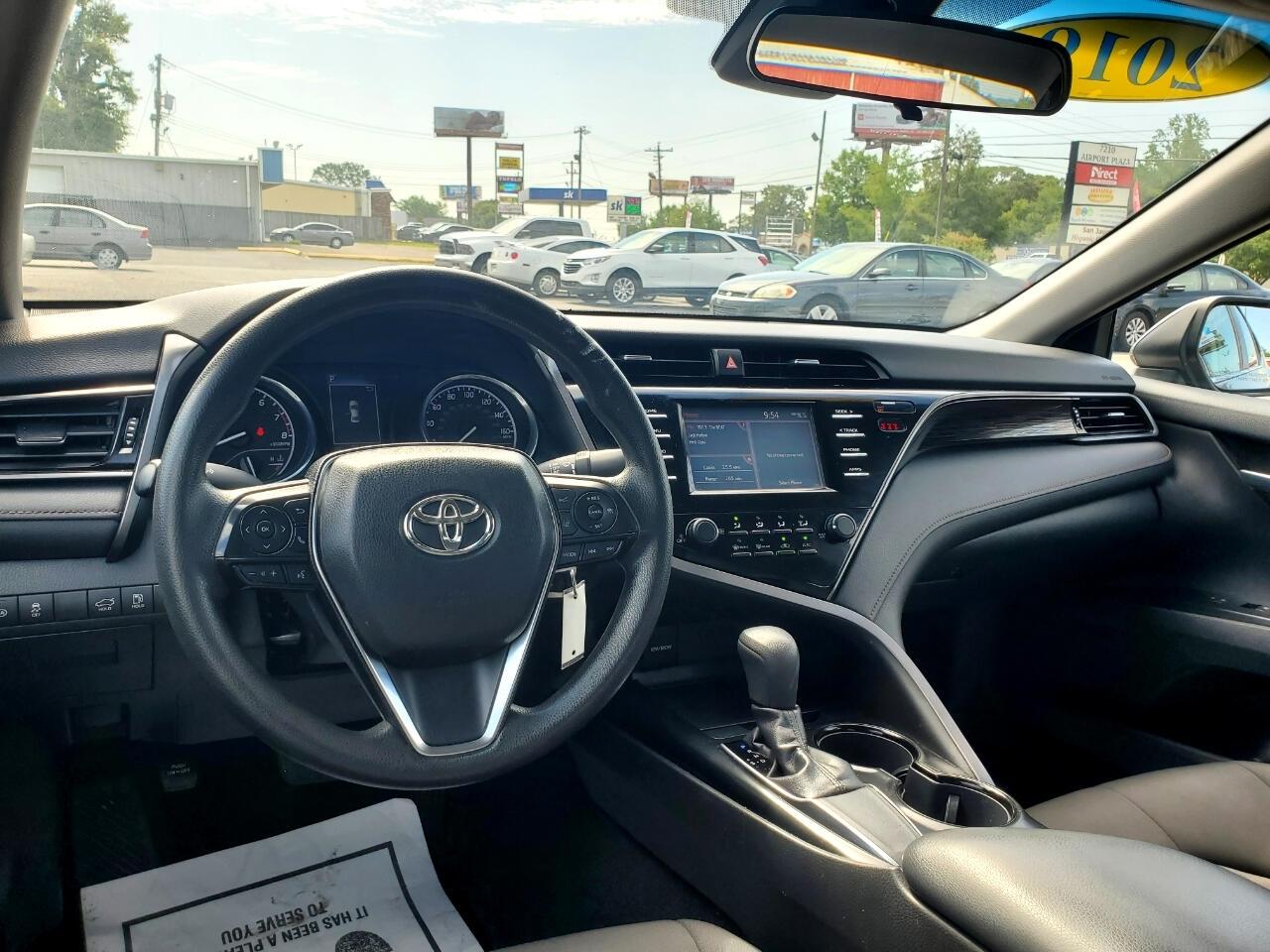 Toyota Camry XLE 2019
