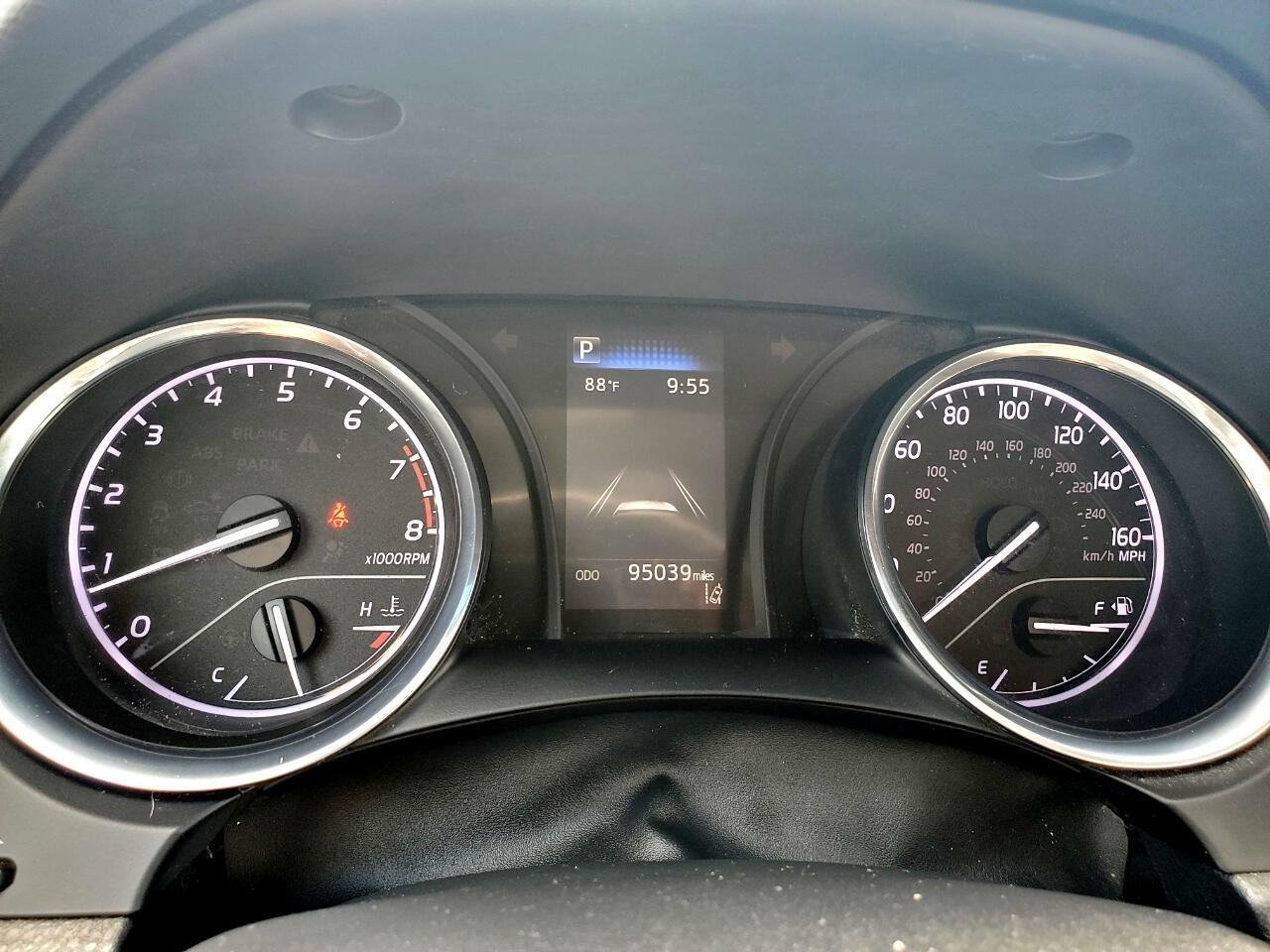 Toyota Camry XLE 2019
