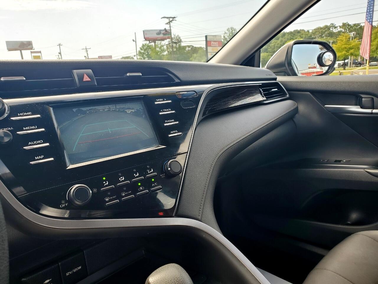 Toyota Camry XLE 2019