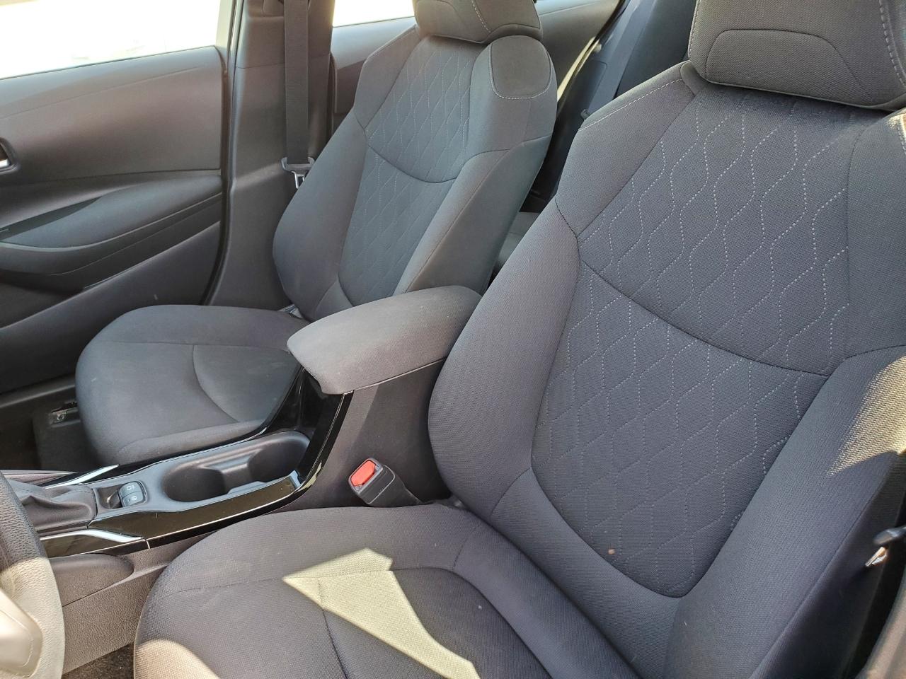 Toyota Corolla LE 2021