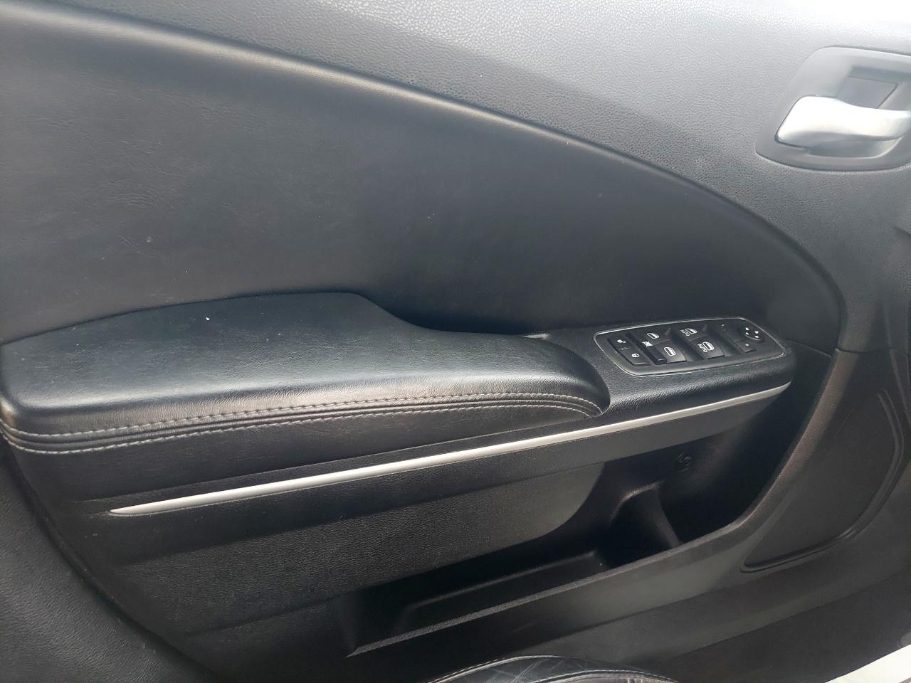 Dodge Charger SXT 2020