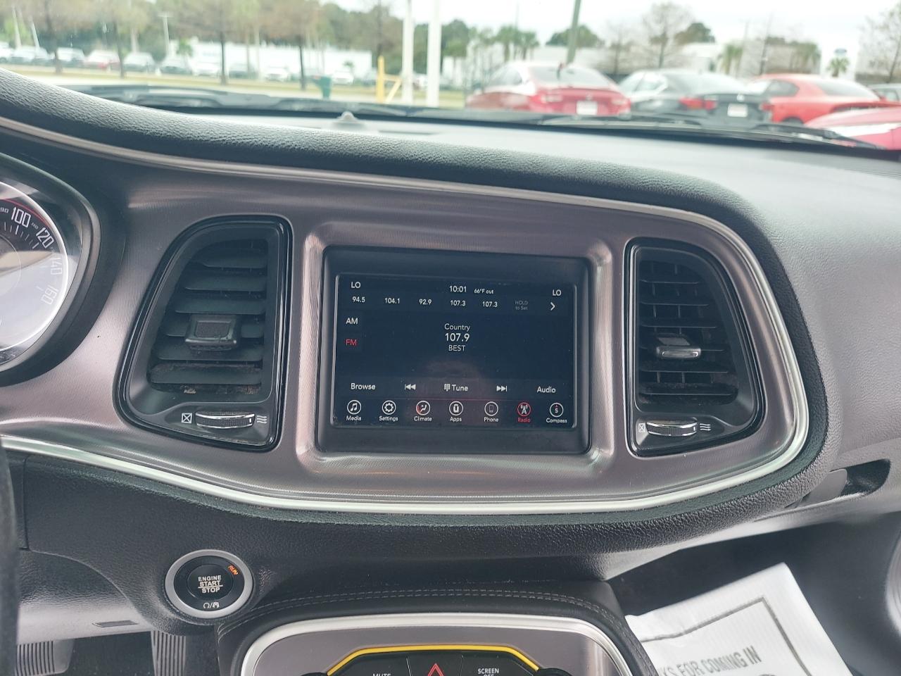 Dodge Challenger GT 2020