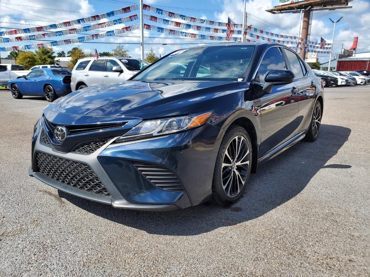 Toyota Camry XLE 2019