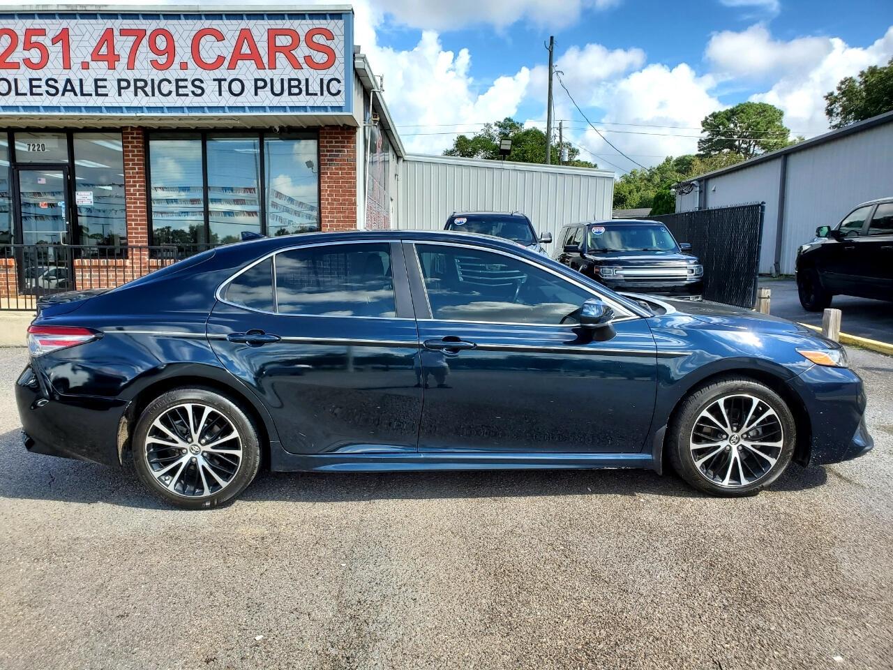 Toyota Camry XLE 2019