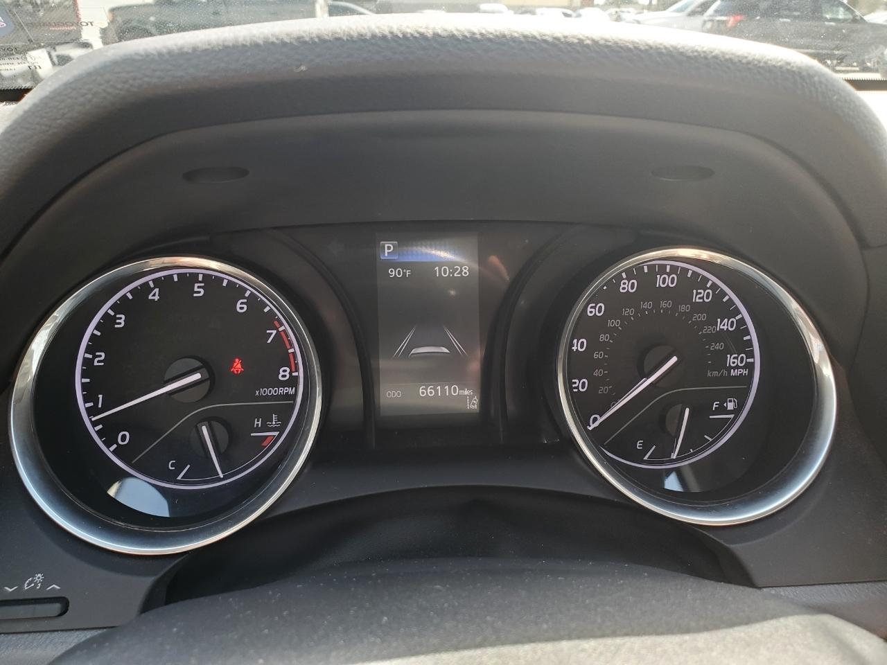 Toyota Camry XLE 2019