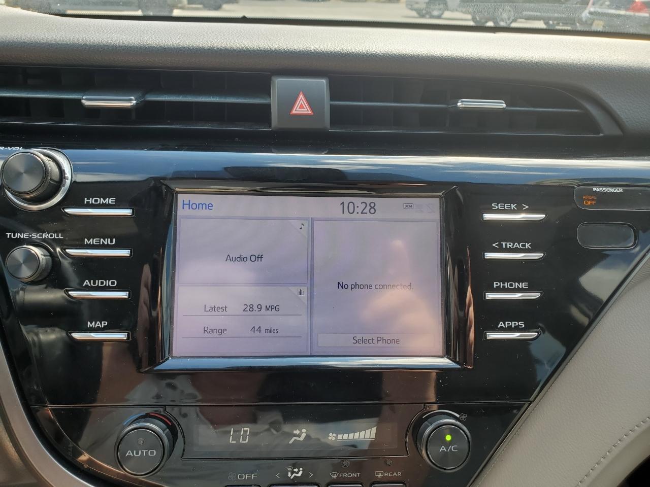 Toyota Camry XLE 2019