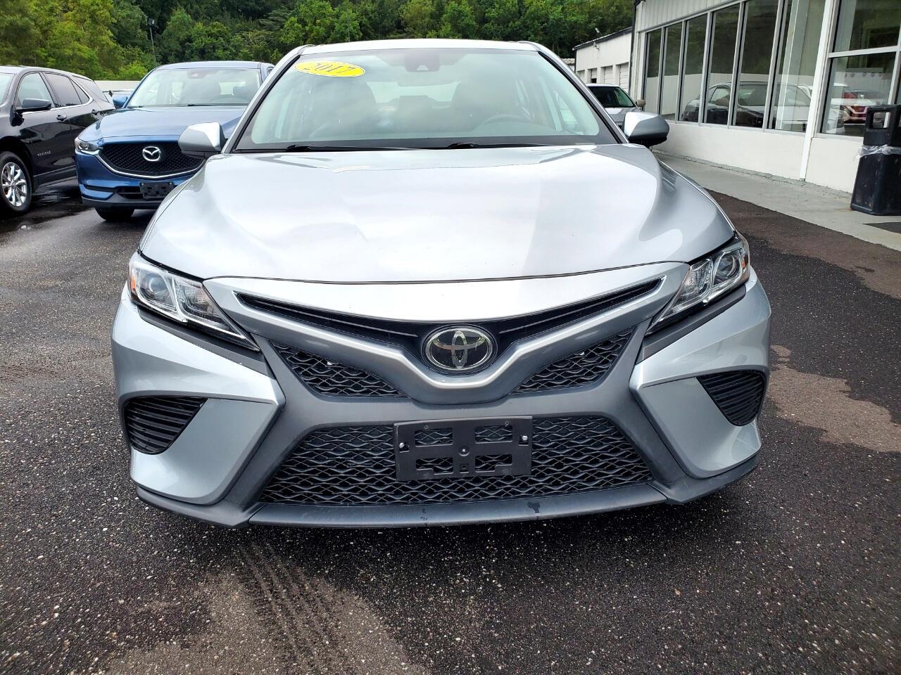 Toyota Camry XLE 2019