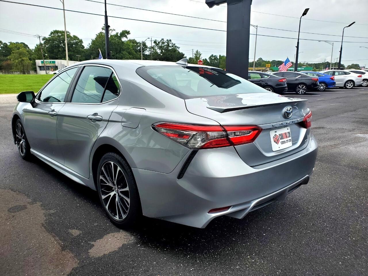 Toyota Camry XLE 2019