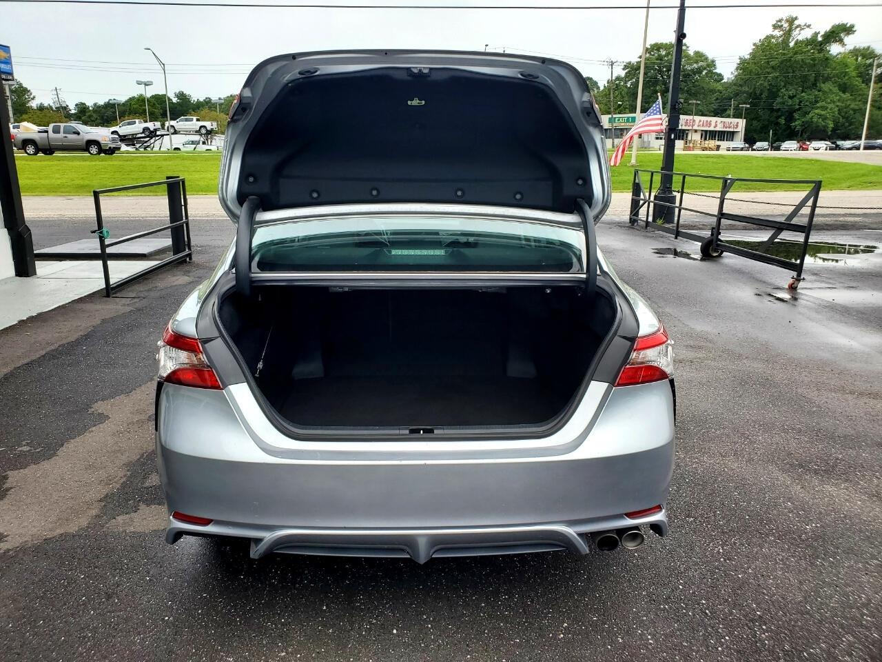 Toyota Camry XLE 2019