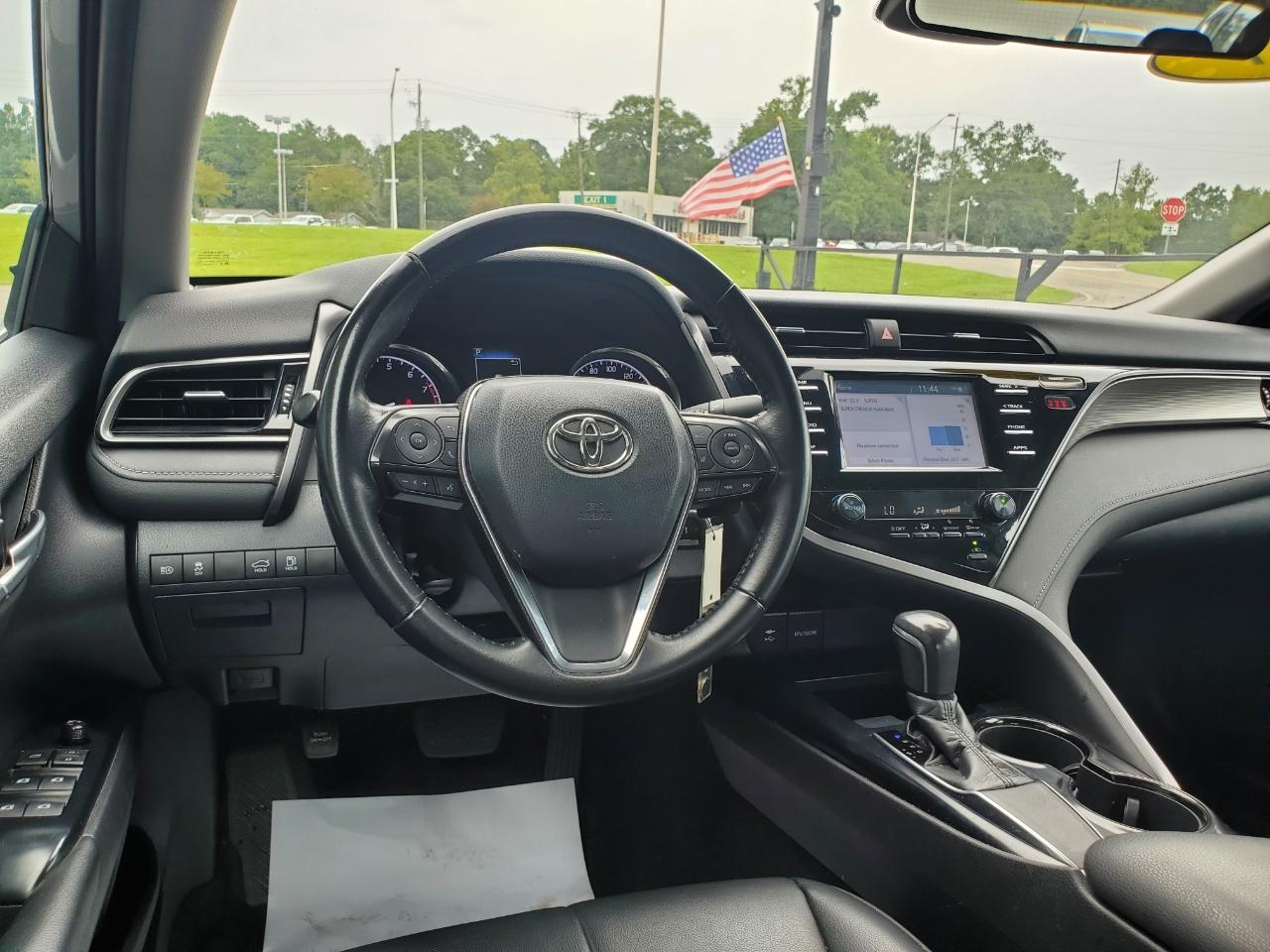 Toyota Camry XLE 2019