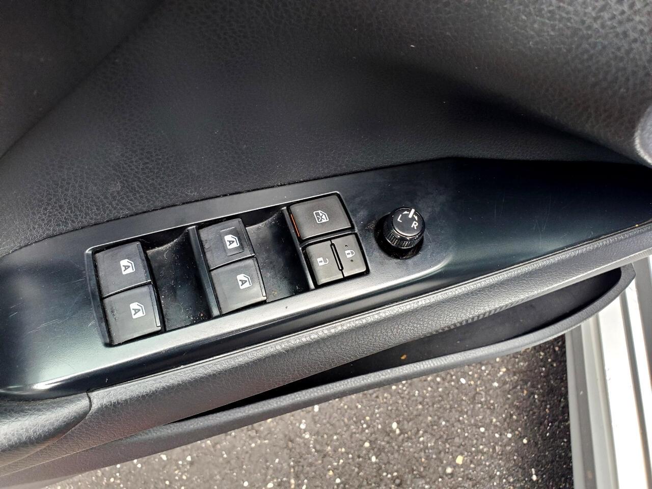 Toyota Camry XLE 2019
