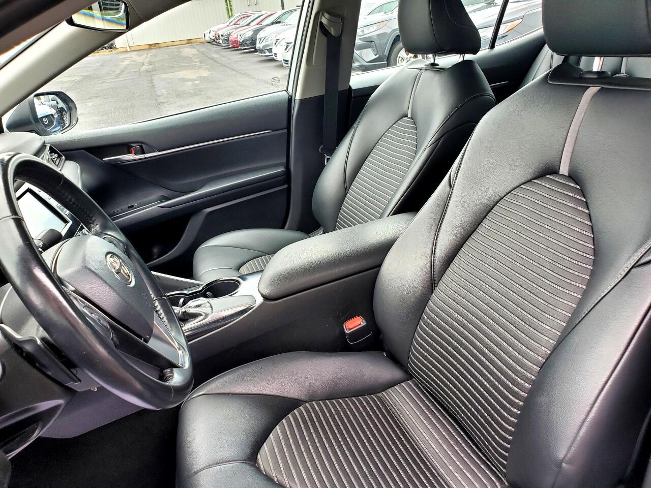 Toyota Camry XLE 2019