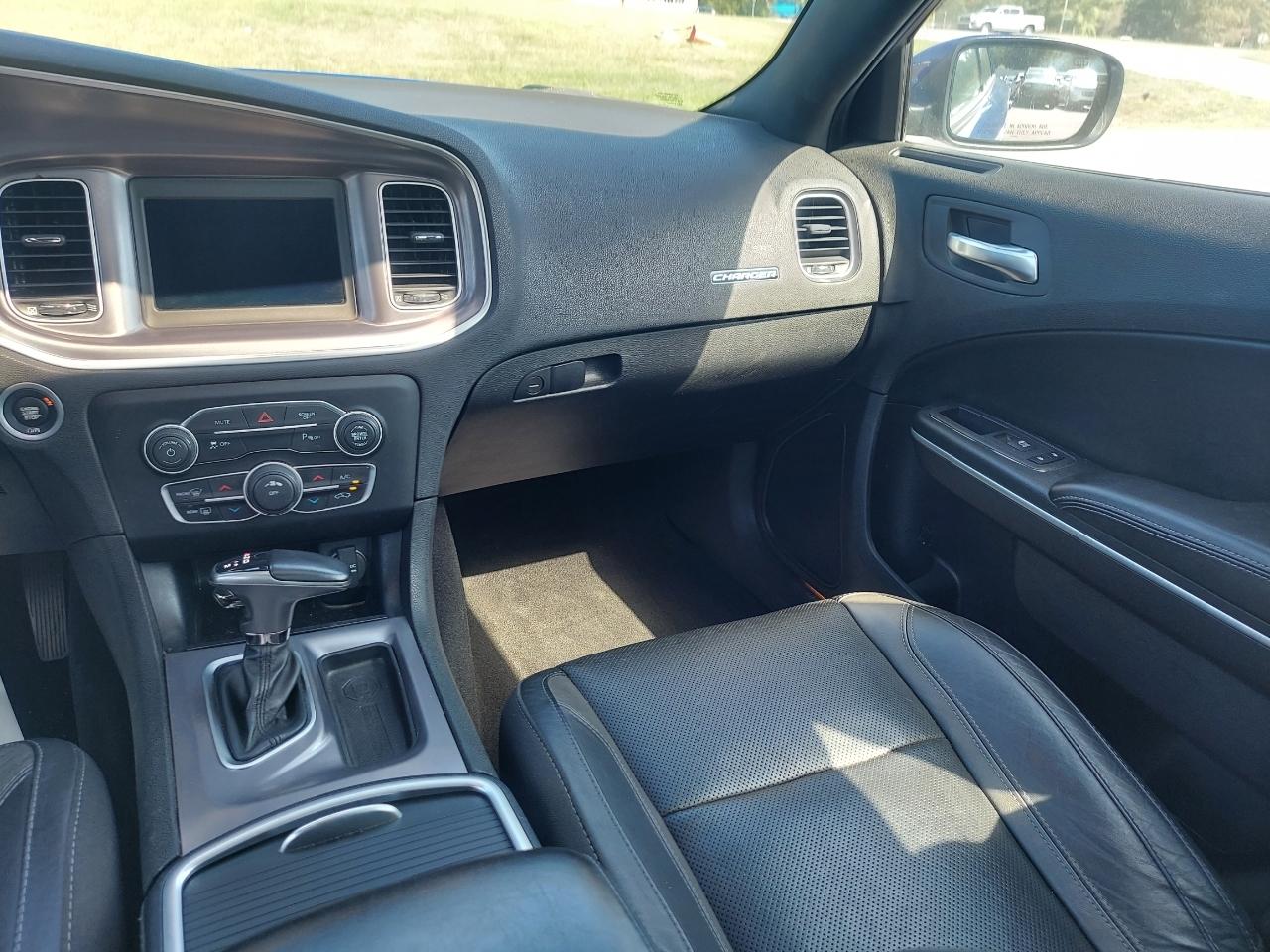 Dodge Charger SXT 2021